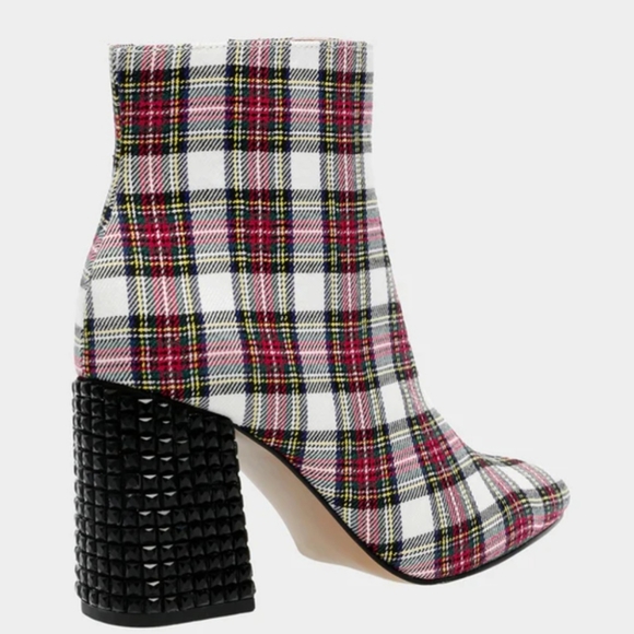 Betsy Johnson Bootie - Picture 5 of 8